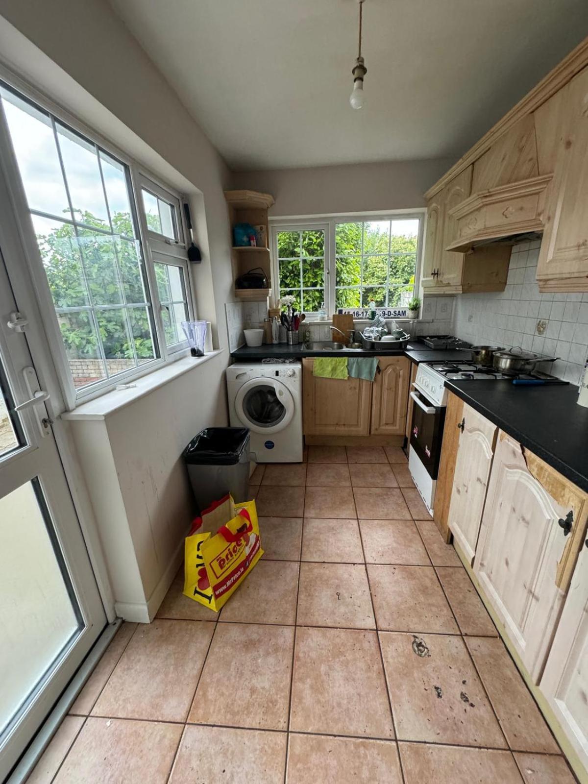 Nice Double Room Near Omni Shopping Dublin Exterior foto